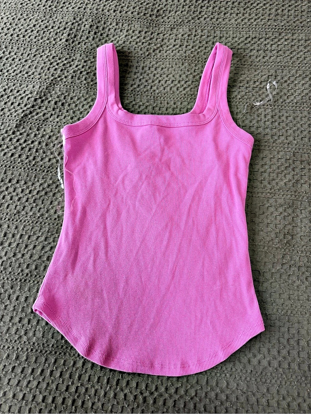 BOZZOLO Rib Air Tank Top Ribbed Tank Top in Pink Size Small NWT